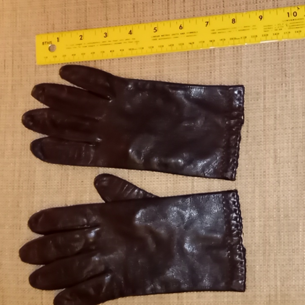 Gently Loved Vintage Kayser Gloves